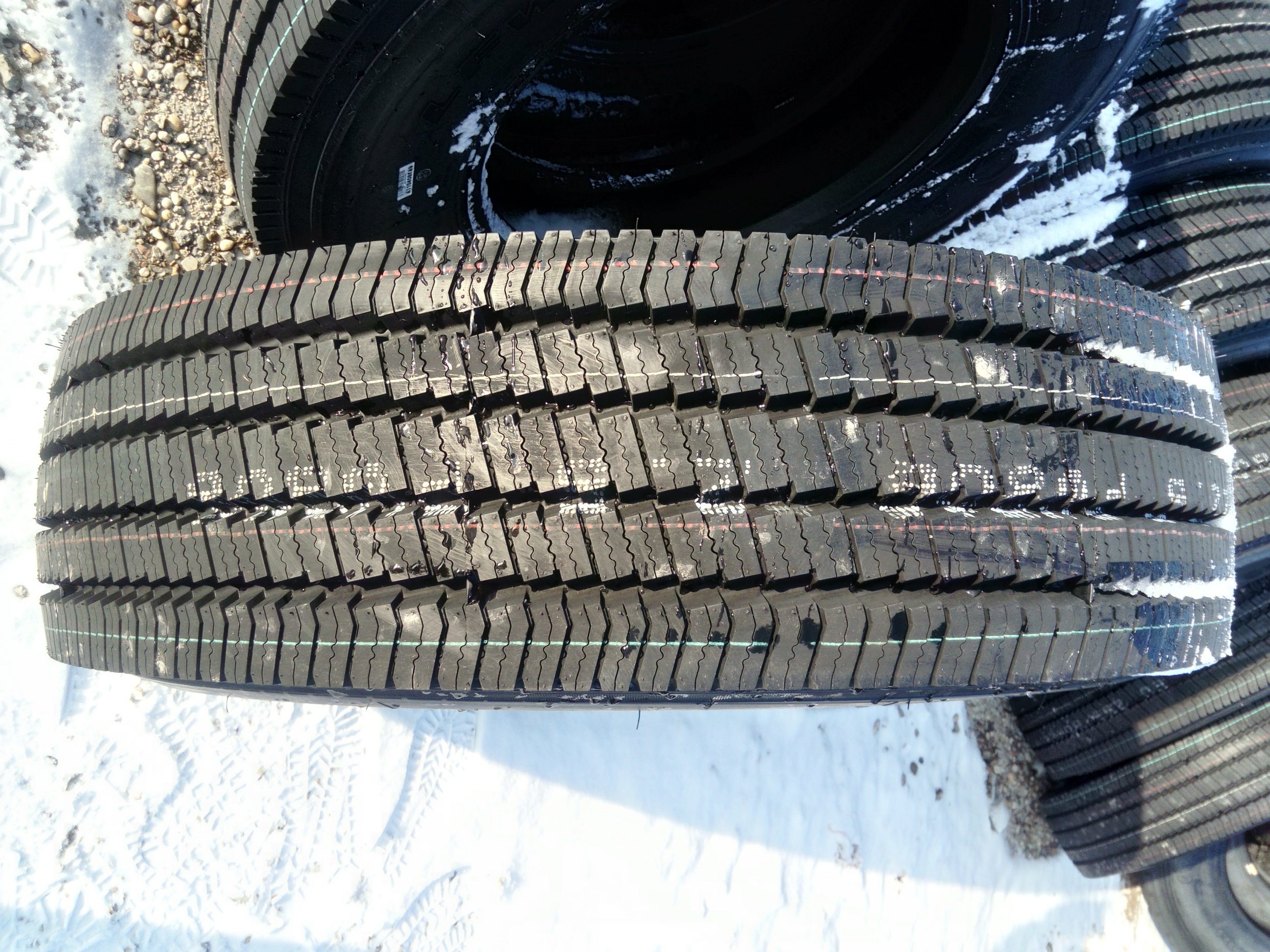 Linglong LFW-806 Tehergk.abroncs 295/80-R-22,5 Linglong LFW-806/16pr korm. téli 152/148K M+S