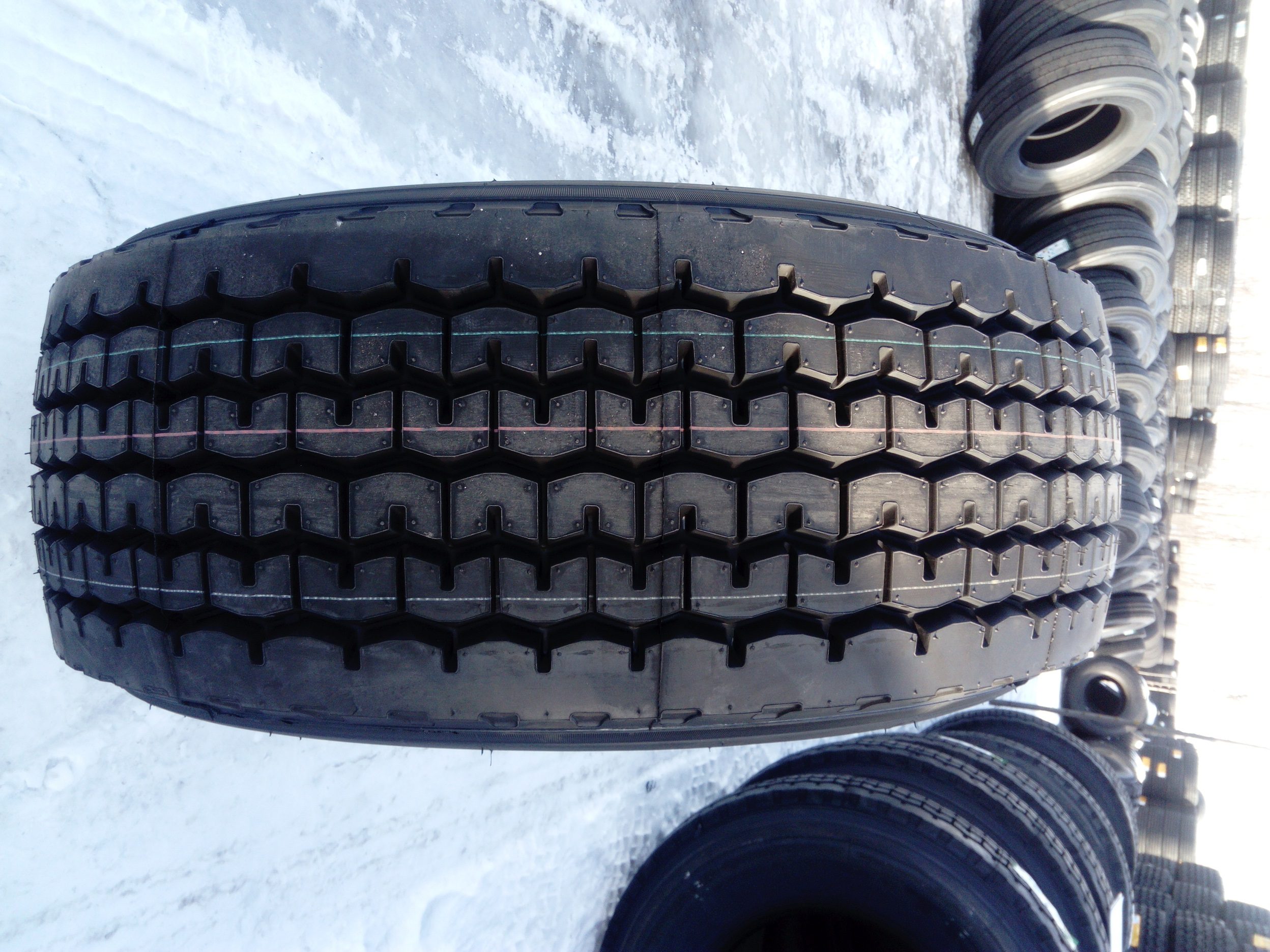 Triangle TR-678 Tehergk.abroncs 425/65-R-22,5 Triangle TR-678/20pr 164J on-off/vegyes TL