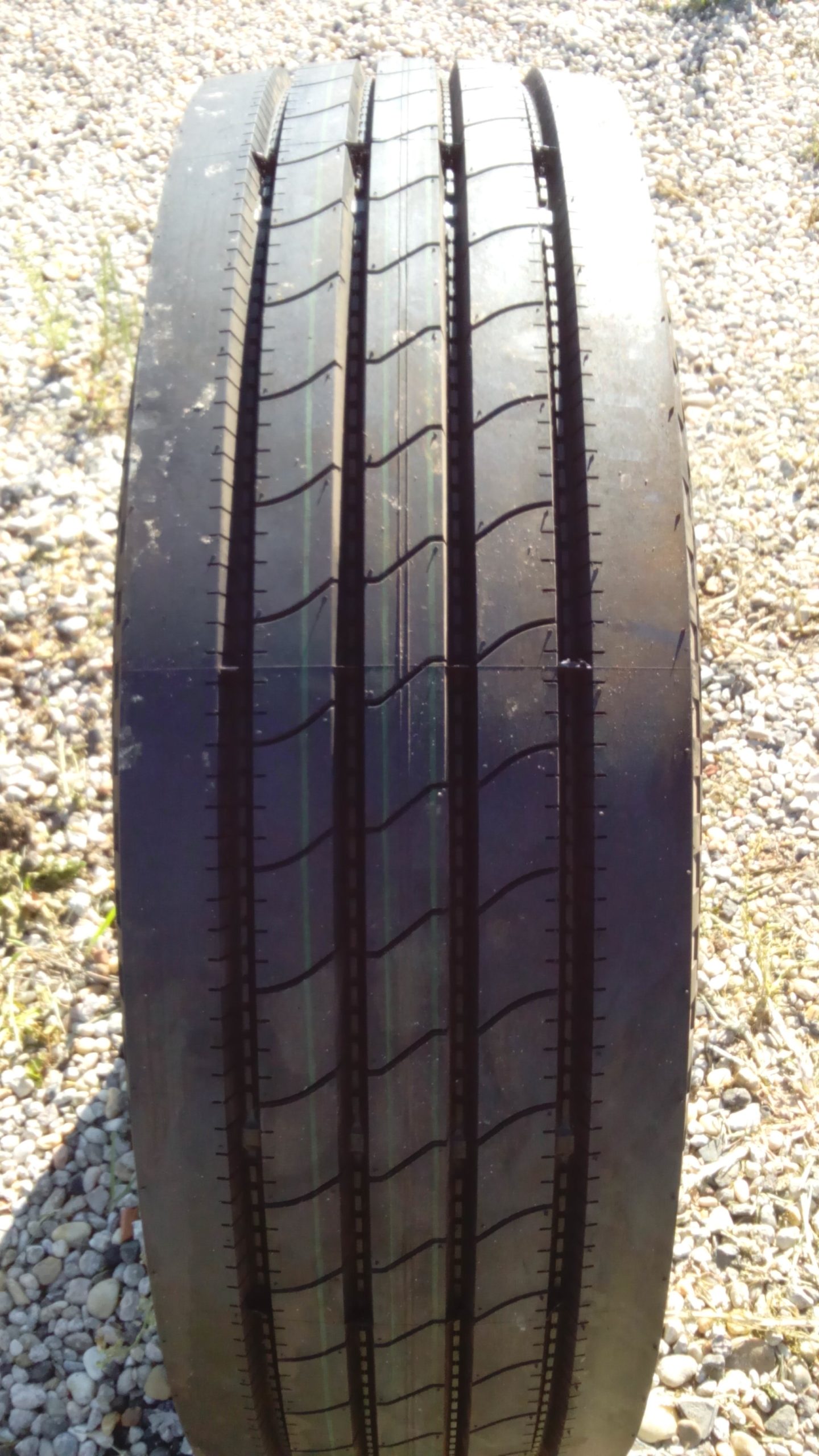 Bestrich Ecomaster-100 Tehergk.abroncs 235/75-R-17,5 Bestrich Ecomaster-100/18pr trejler 143/141J