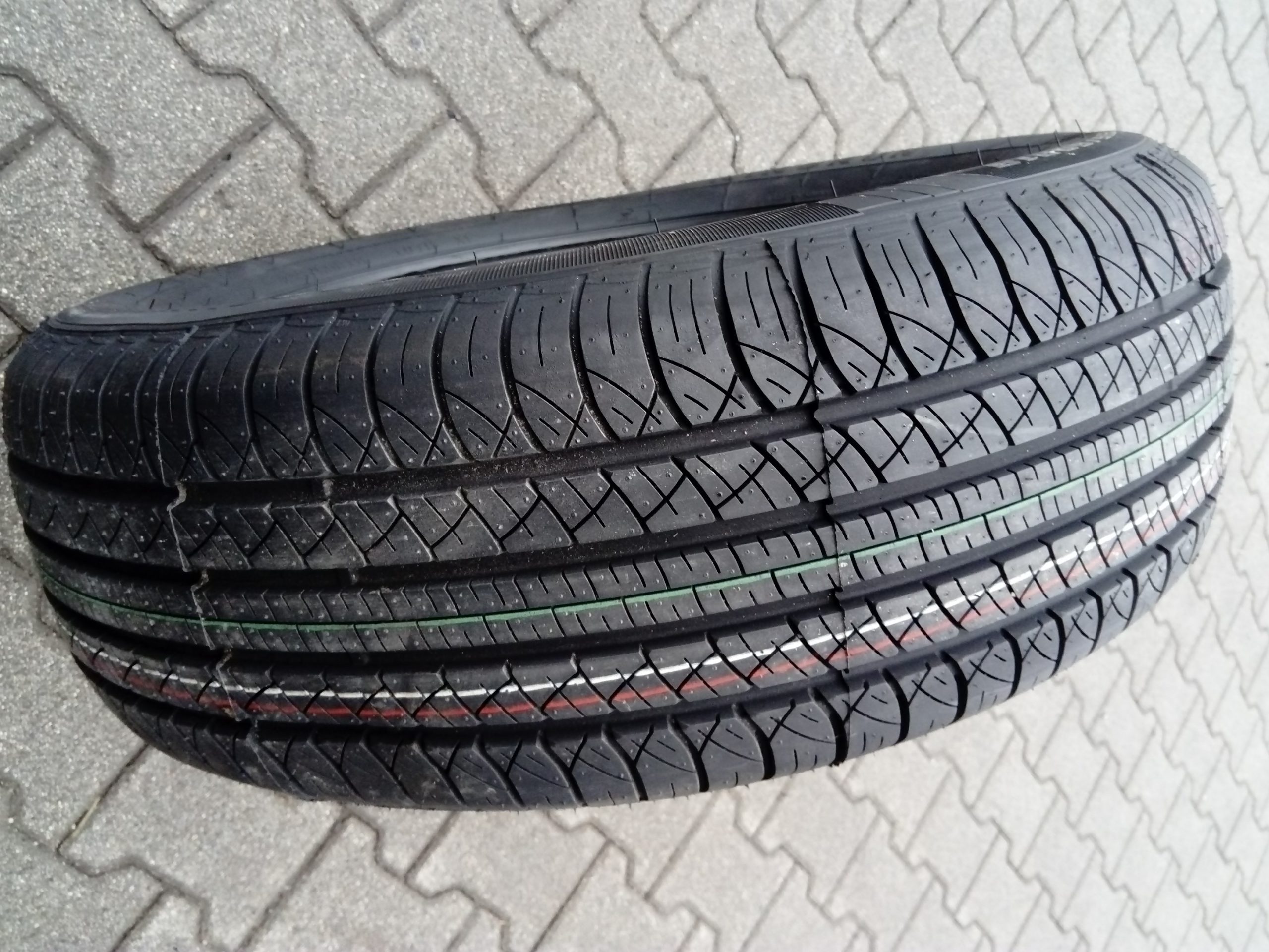 Kingrun Geopower K-4000 Személygk.abroncs 225/65-R-17 Kingrun Geopower K-4000 102H