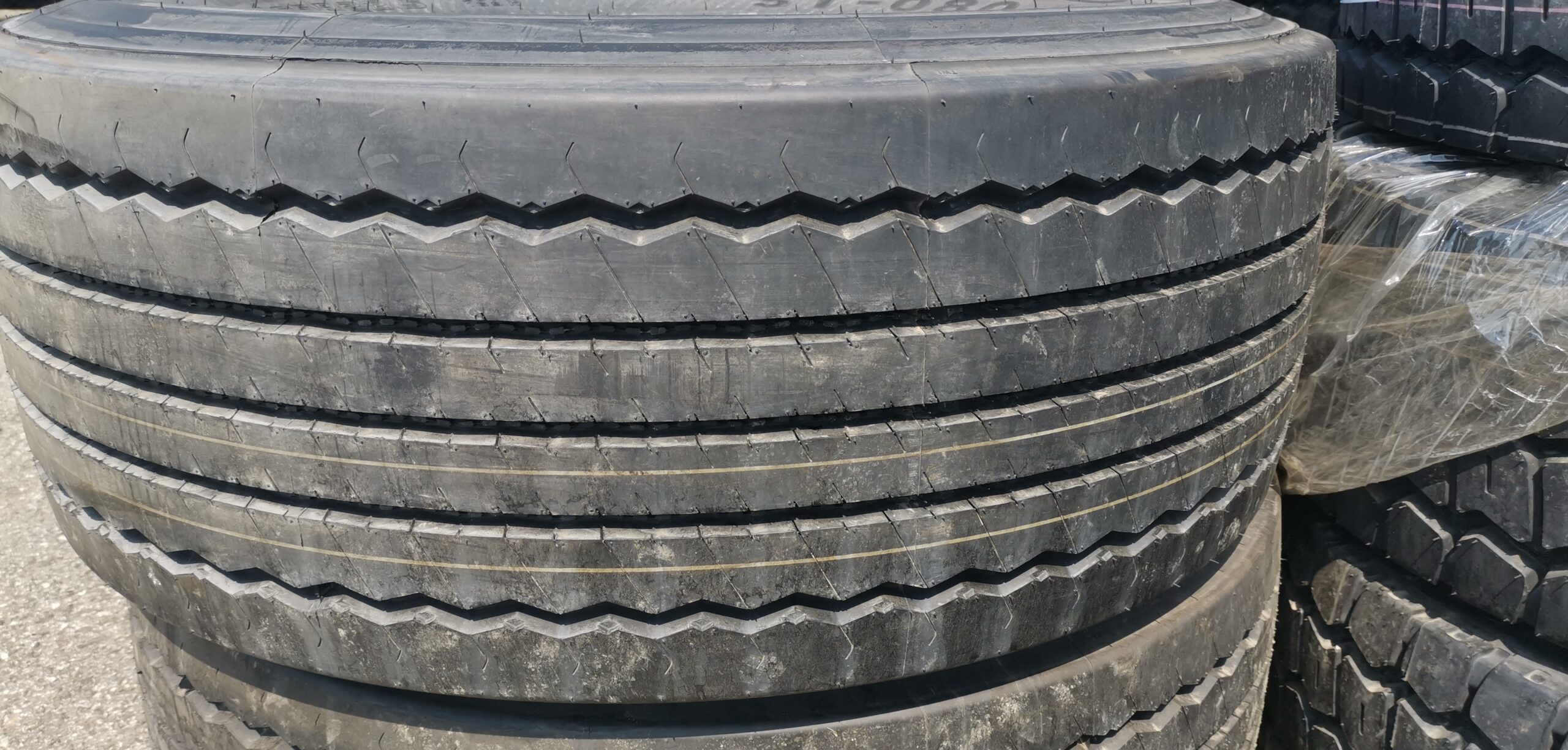 ST080 Tehergk.abroncs 385/55-R-22,5 Satoya ST-080/20pr 160K TL