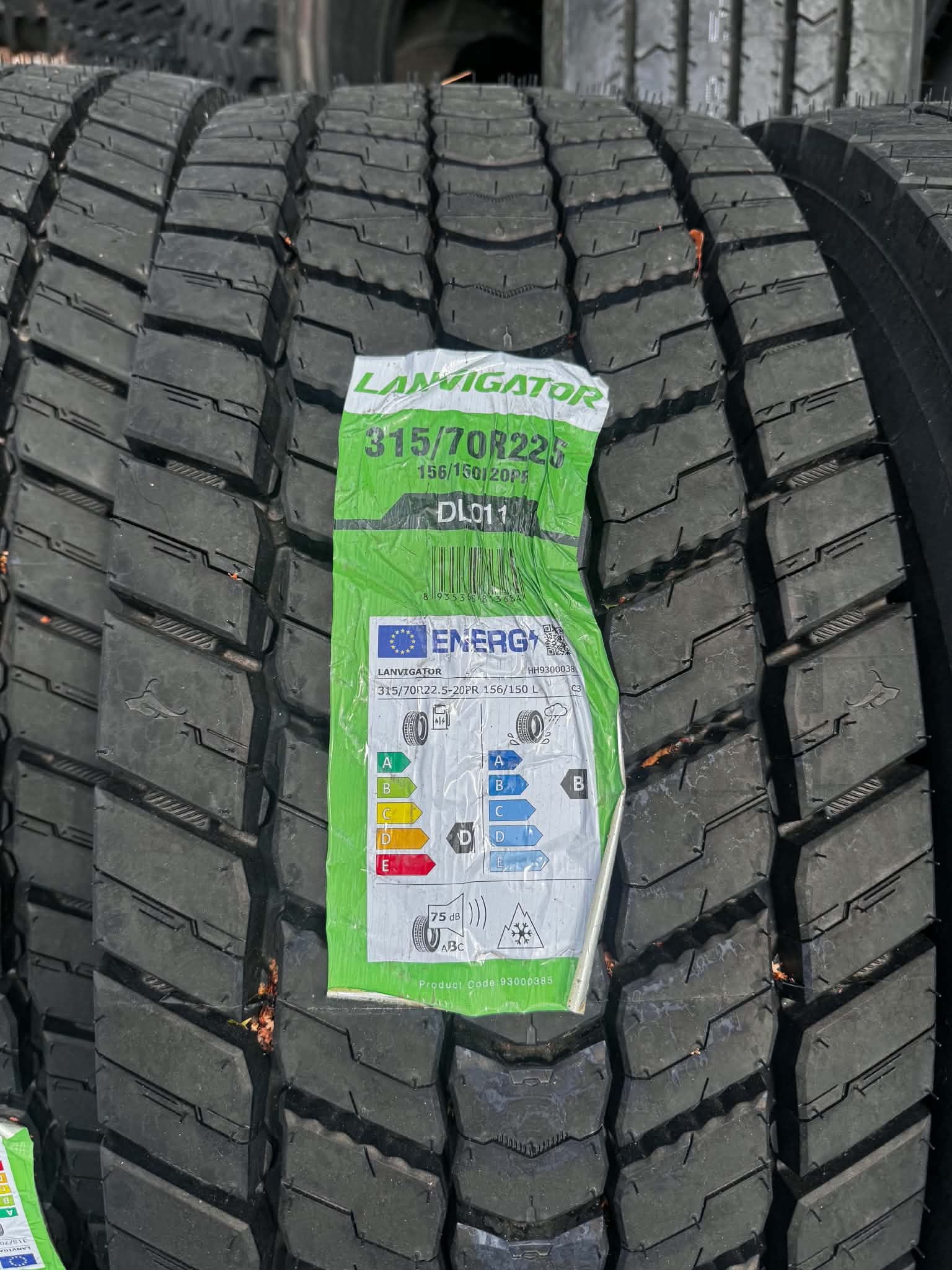 Lanvi315 Tehergk.abroncs 315/70-R-22,5 Lanvigator DL011/20pr húzó 156/150L